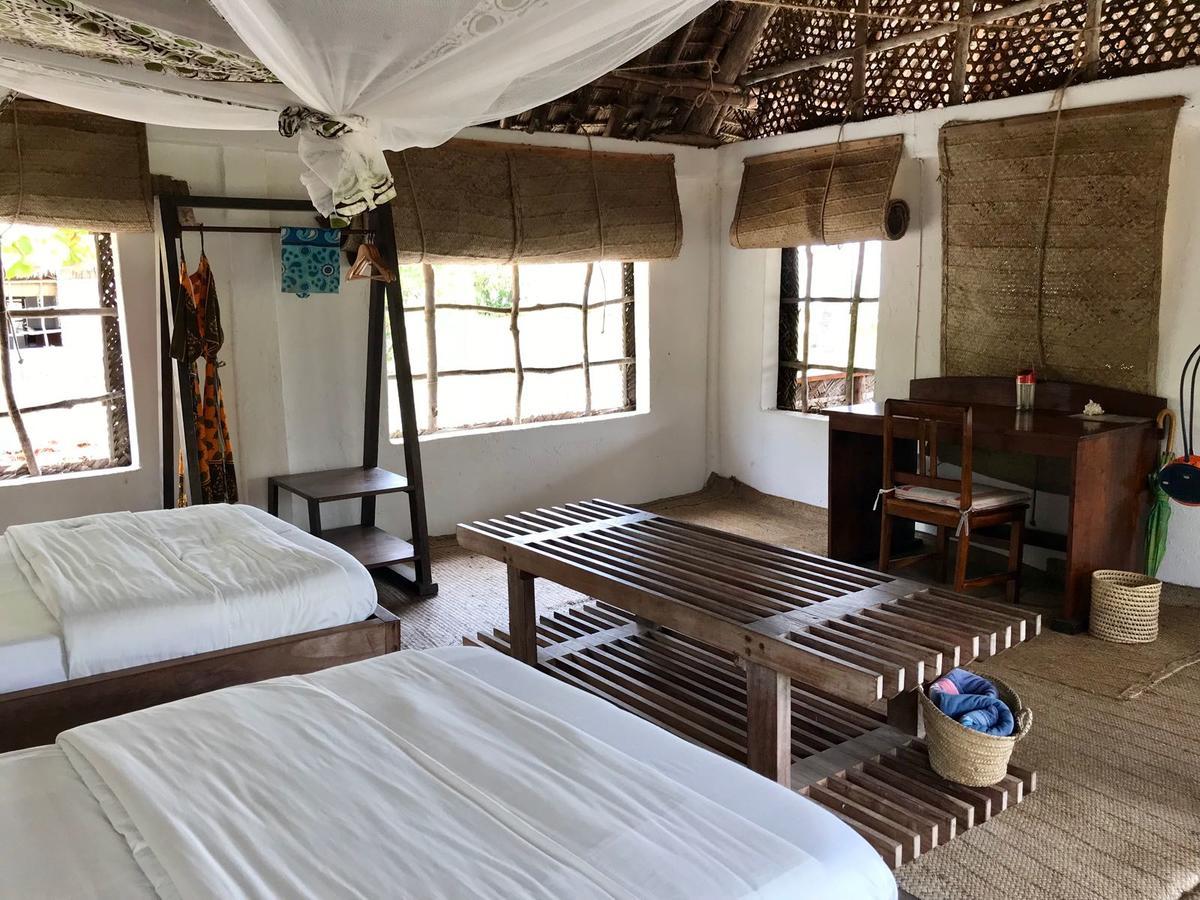 Emayani Beach Lodge Pangani Extérieur photo